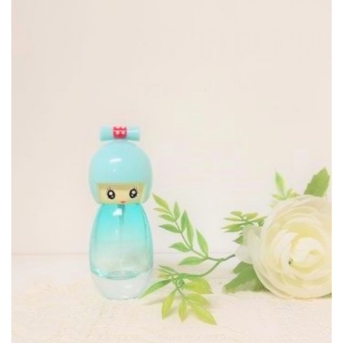 Parfumeuse poupée japonaise bleu poudre